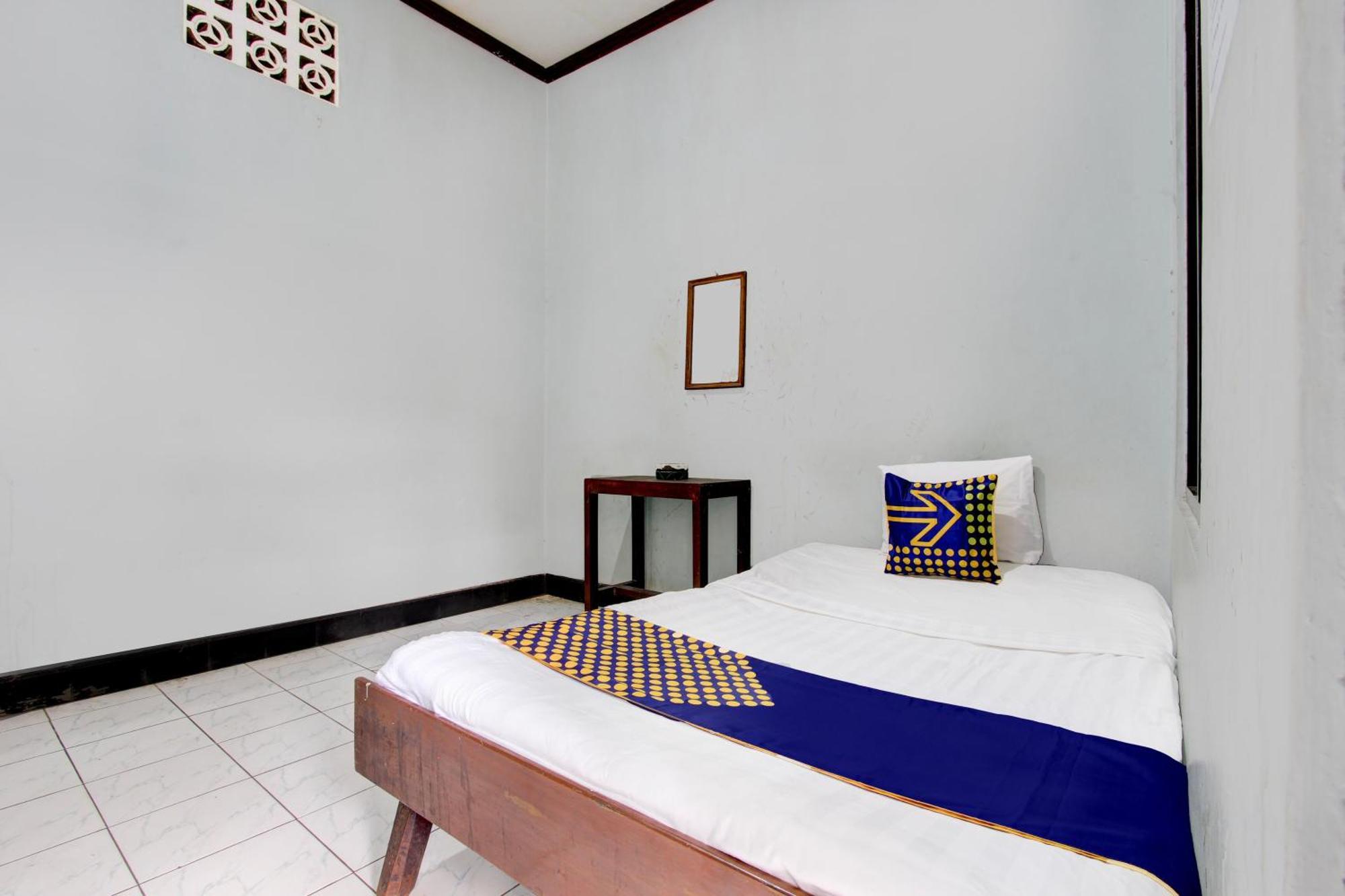 Spot On 94085 Hotel Agung Purwokerto Exterior foto